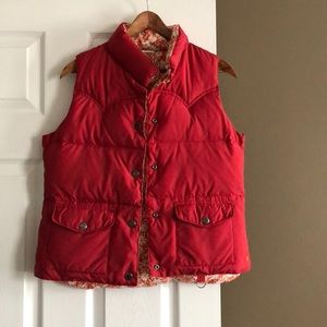 Reversible AE puffy vest